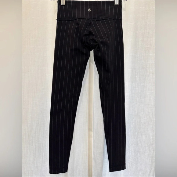 Lululemon Black Pin Stripe Leggings - Picture 6 of 6